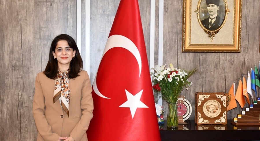 KAYMAKAM ÜNLÜ :