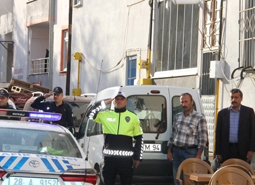 BÜYÜK ÖNDER ATATÜRK YAĞLIDERE