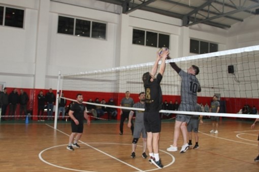 MUSTAFA BÜLENT KILIÇ HALK VOLEYBOL TURNUVASI 9 ARALIK SALI AKŞAMI  BAŞLIYOR