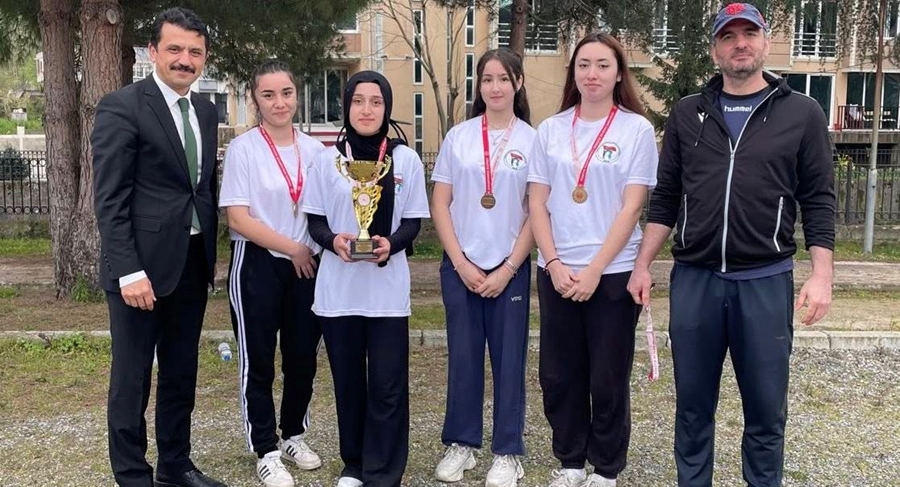 YAĞLIDERELİ ÖĞRENCİLER ERZURUMDA YAPILACAK GRUP MÜSABAKALRINDA İLİMİZİ TEMSİL EDECEKLER