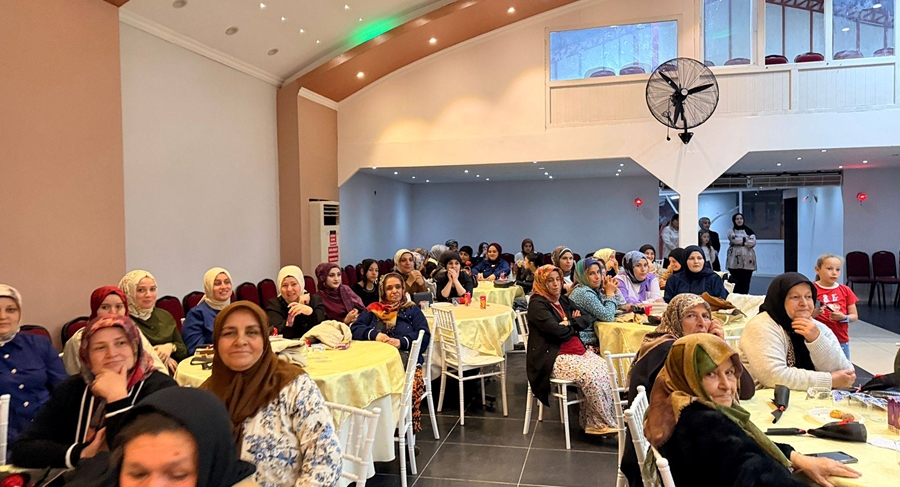 GİRESUN ŞEFKAT ELİ DERNEĞİNDEN ANNELER GÜNÜ PROGRAMI