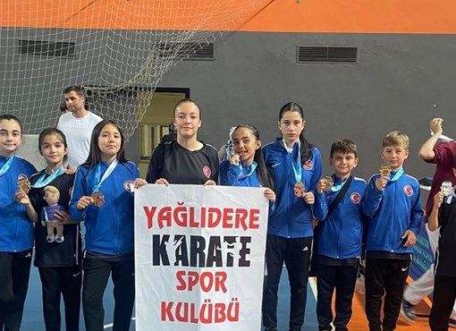 YAĞLIDERE KARATE SPOR KULÜBÜNDEN 3 BİRİNCİLİK 5 ÜÇÜNCÜLÜK BAŞARISI GELDİ