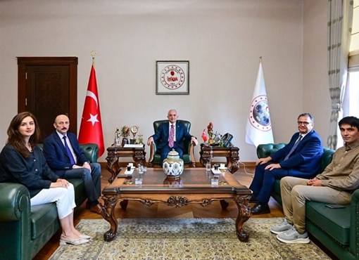 MUŞ VALİ YARDIMCISI HEMŞEHRİMİZ ONUR BEKTAŞ HEMŞEHRİMİZ VALİ UĞUR TURANI ZİYARET ETTİ